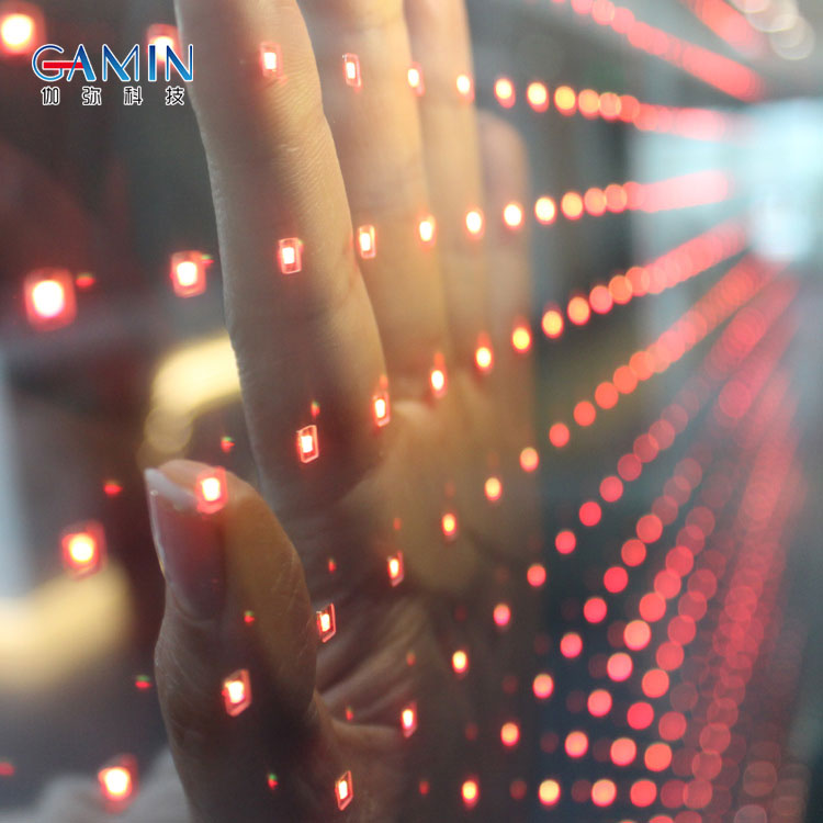starvein20-transparent-flexible-film-screen_702971.jpg