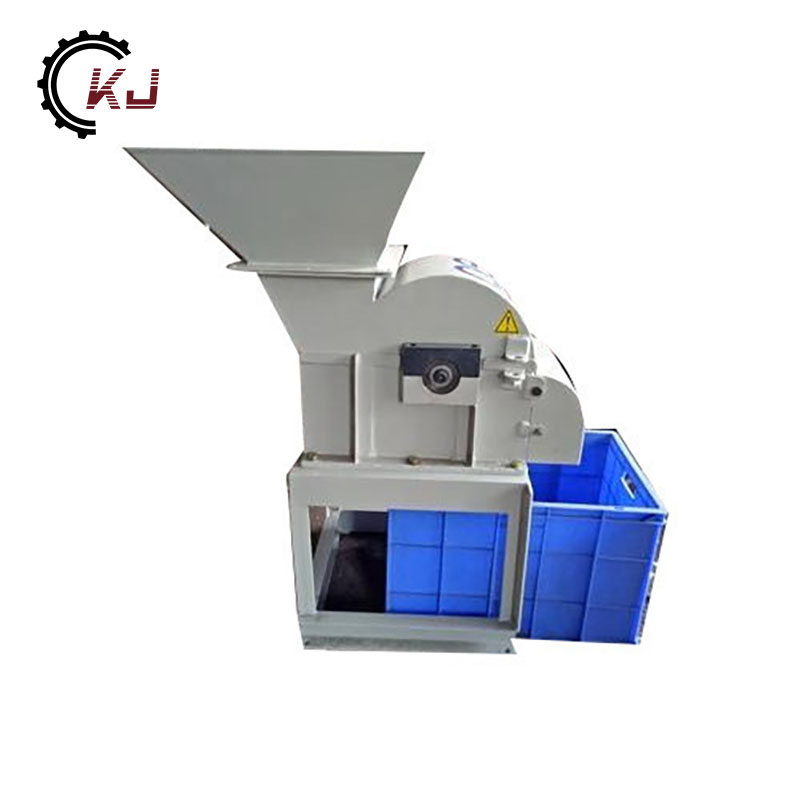 Prioritizing Safety: Essential Features for Operating a Plastic Crusher Machine