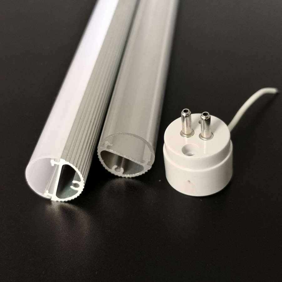 How Does the LED T5 Plastic Tube Housing Improve Lighting Performance?