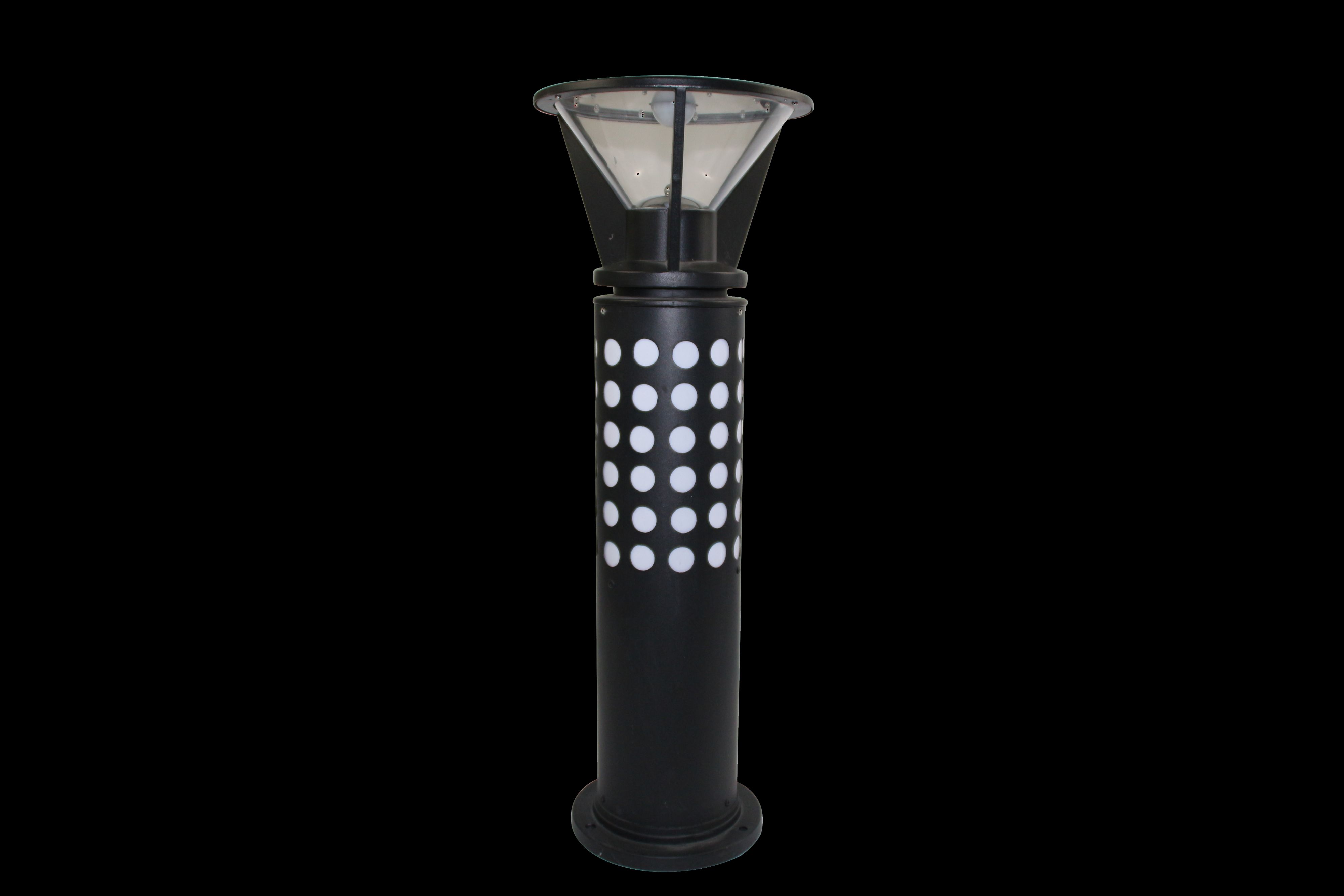 Top Solar Lawn Lights to Illuminate Your Garden Path